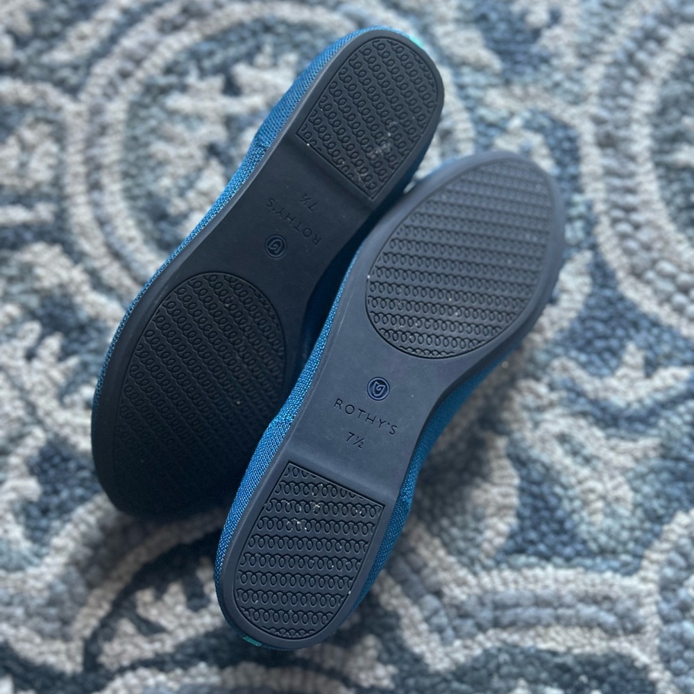 Perfect Rothy Flats 💙 - Picture 5 of 6
